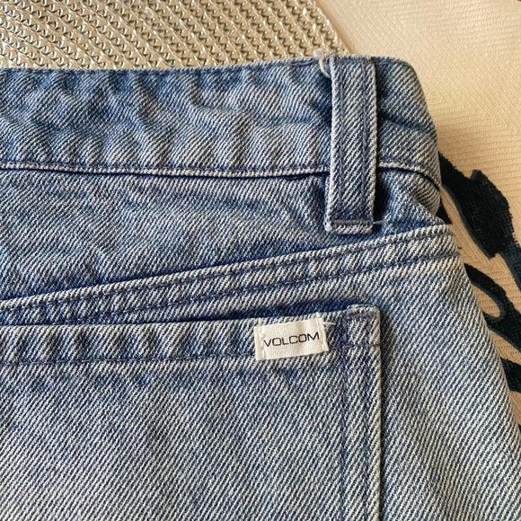 Volcom Denim Shorts Size 3 - Picture 4 of 5